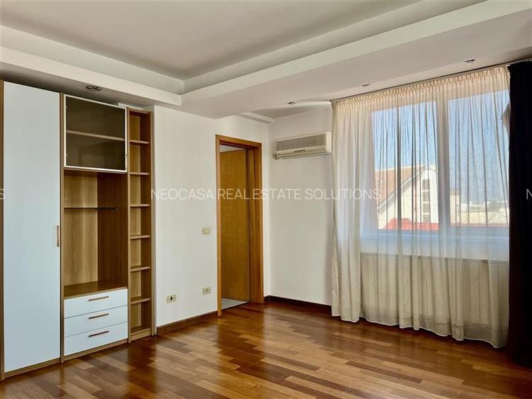 Apartament spatios de 3 camere | Primaverii - 11