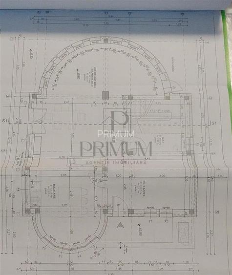 Casa la rosu - toate utilitatile - zona foarte buna - 10