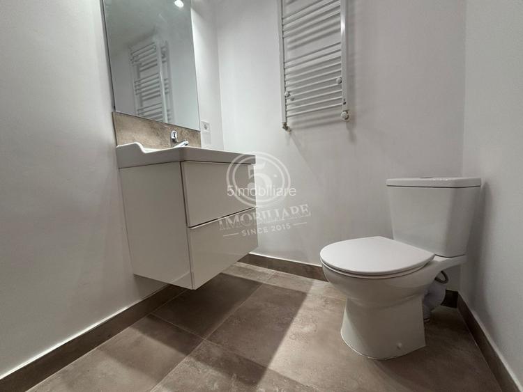 PIATA DOMENII/ CASA- 3 CAMERE VESELE/ GRADINA/COMISION 0% - 16