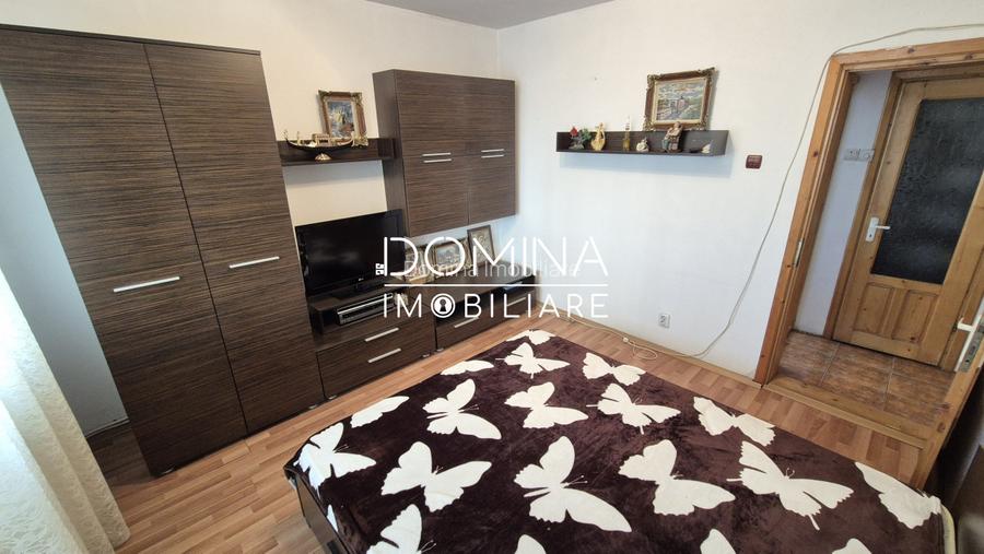 Vânzare apartament 2 camere, et.1, zona Liceului Pedagogic, strada N. Titulescu - 5
