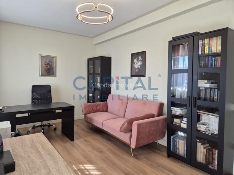  Casa superba la cheie, strada privata, central Dezmir.  - 25