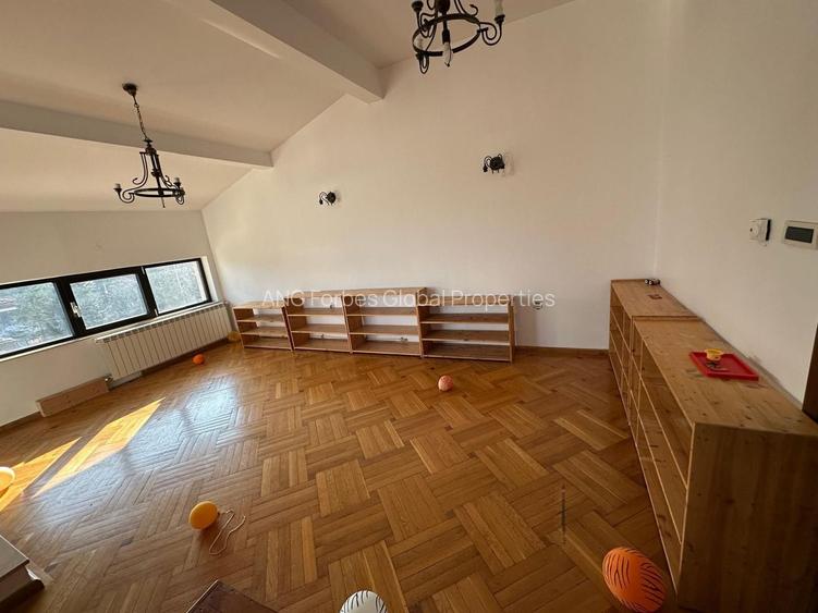 Vilă individuală 17 camere, 850 mp teren | Grădiniță / clinică | Iancu Nicolae - 37