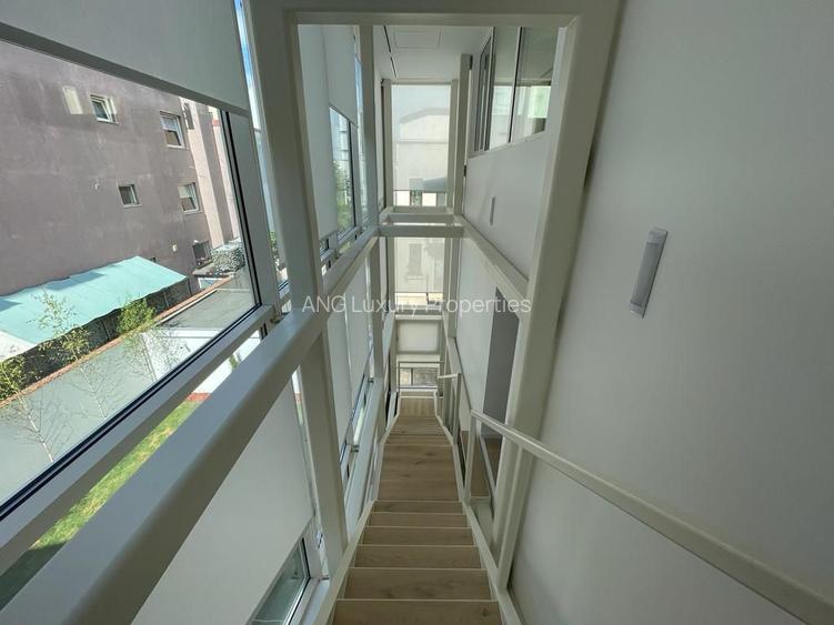 Proprietate versatilă în zonă exclusivistă – ideală pentru locuit sau investiție - 21