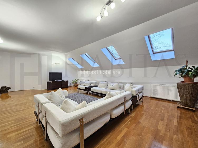 Casa cu 8 camere, dispusa pe doua nivele, Parcul Central - 6