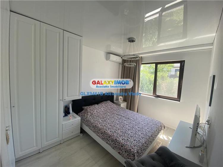 Apartament 2 camere decomandat,cu terasa( 120 mp),parcare proprie