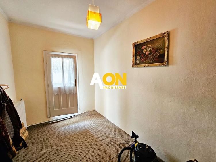 Casa 4 camere, 525 mp teren, zona Centru
