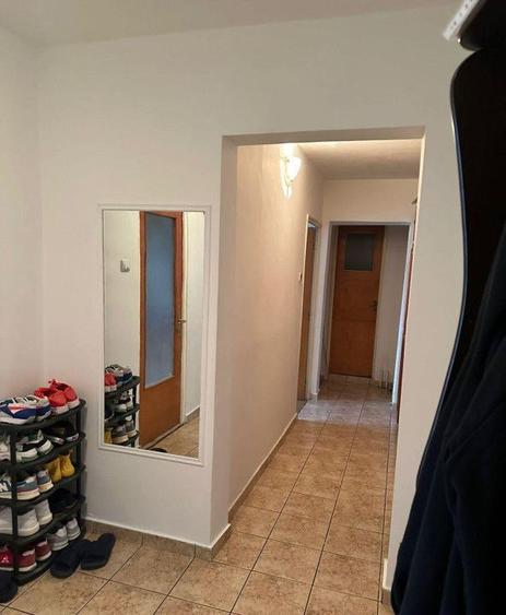 Apartament -4 camere -decomandat-Zona Rahova-Petre Ispirescu