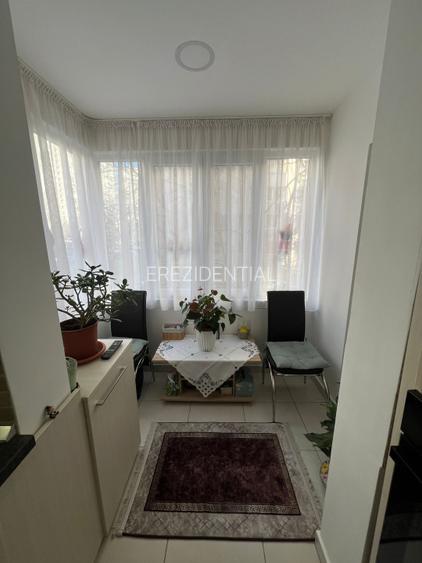 Apartament 2 camere  decomandat – Titan - 1 Decembrie - 9