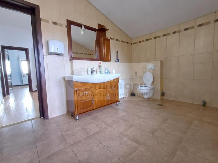 Casă spațioasă 5 camere | Valea Ursului La stradă principală | - 17