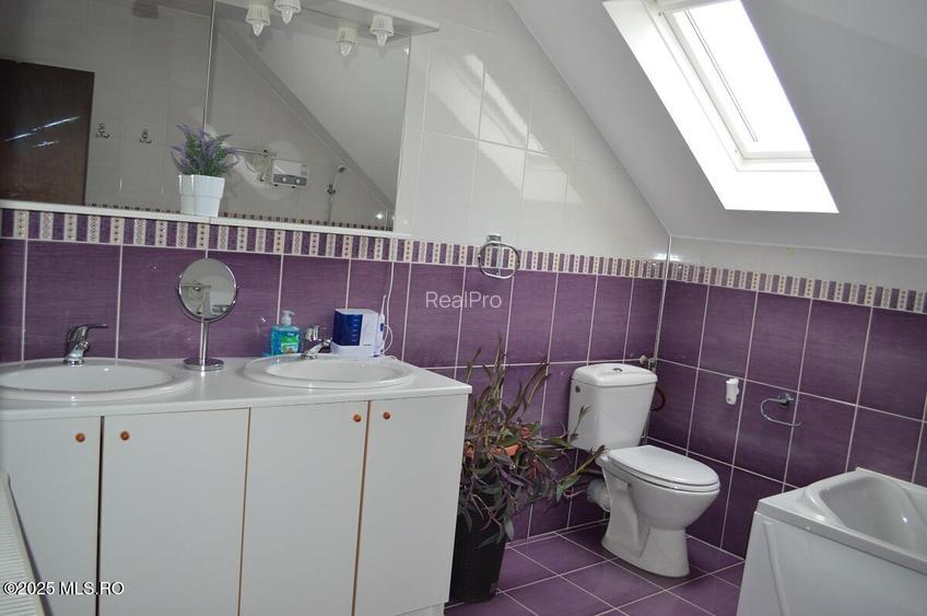 Glambocu - Bascov, Casa constructie 2008, teren 1066 mp! - 20