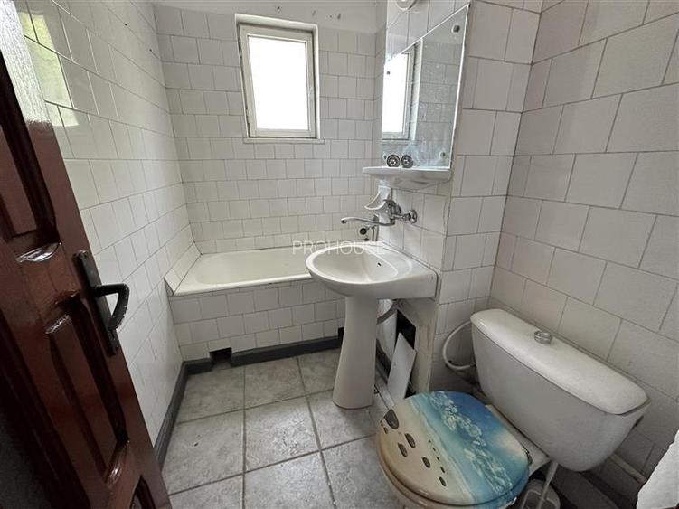 Pictor Aman, 2 camere, etaj 1, de renovat! - 11