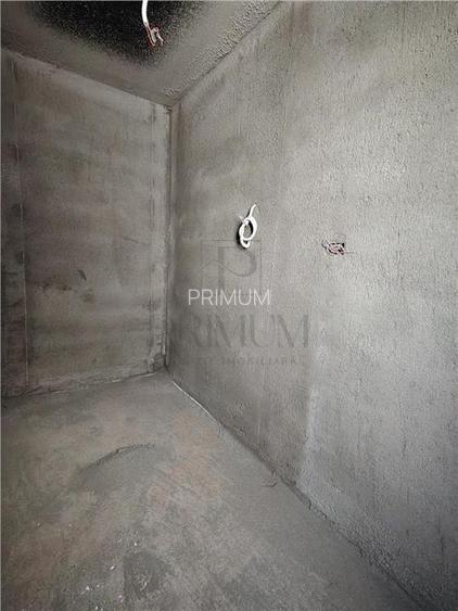 Duplex 5 camere - bucatarie inchisa - dormitor la parter - terasa mare - 11