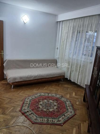 Oferim spre chirie apartament zona Spital - 9