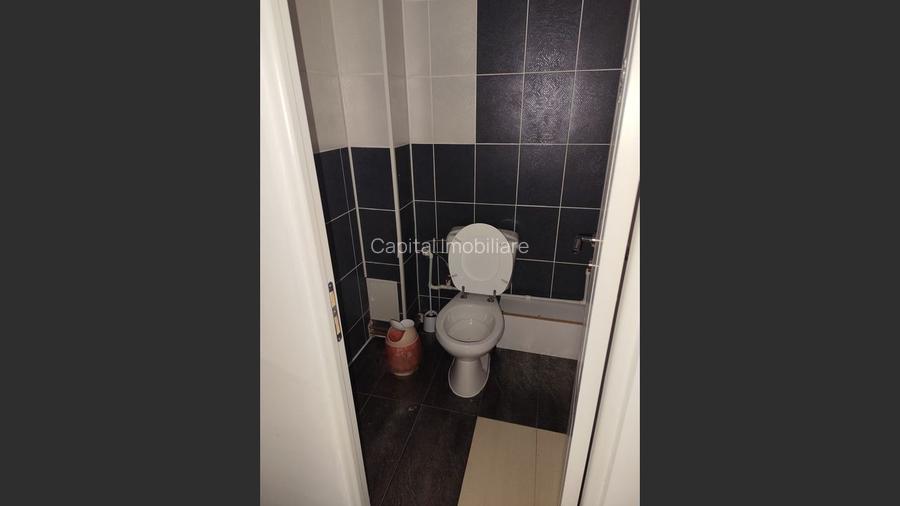 Spatiu parter de inchiriat  in Baicoi - 9