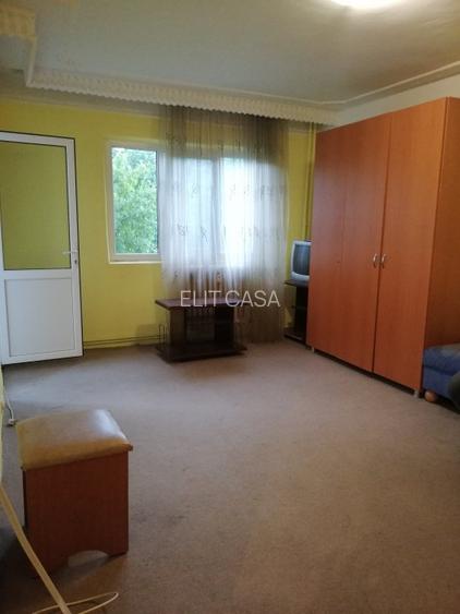 3 camere, decomandat, etaj 2/4, Nicolina - 4