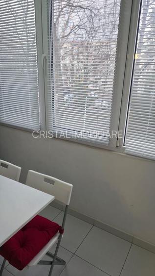 Apartament 3 camere spațios, pet friendly, balcon, etaj 1 - 9