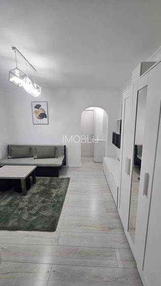 Ap renovat, 2 camere, et. 4/10, zona Ghe. Lazar! - 16