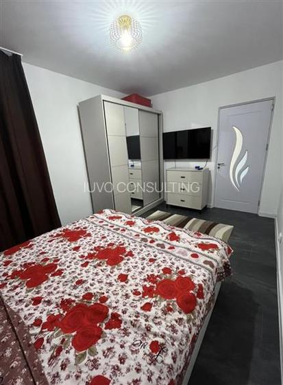 Vanzare Apartament 2 Camere Decomandat Bd.Alexandru Obregia - 3