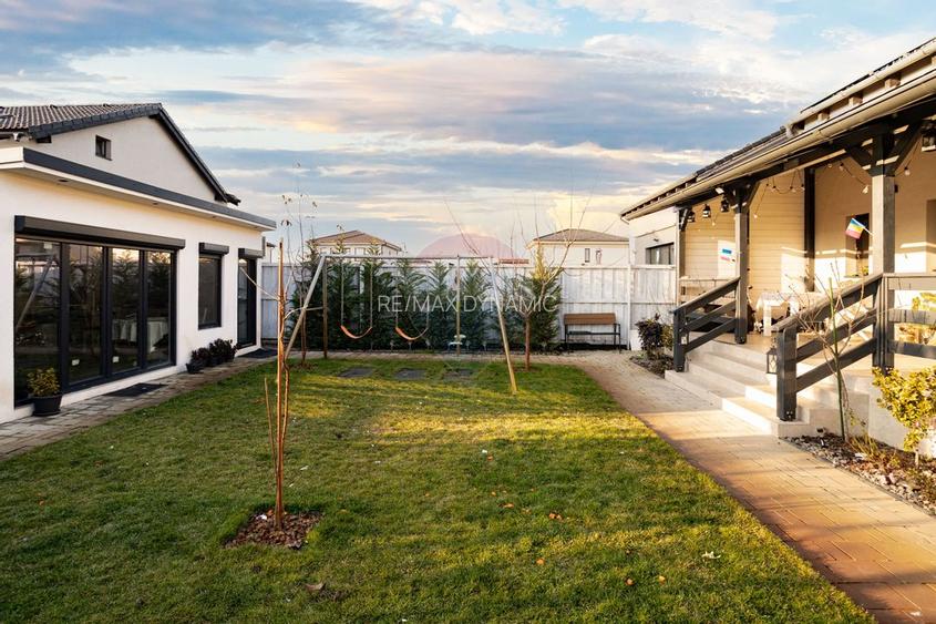 Casă / Vilă cu 4 camere de vânzare în cartierul Westfileld Arad - 34