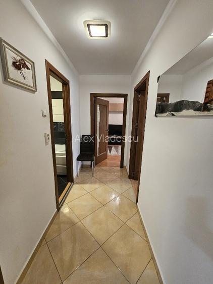 Apartament decomandat 2 camere, de inchiriat, Calea Vitan - 2