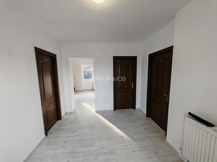 Casa P+M, la cheie, Tache - 3