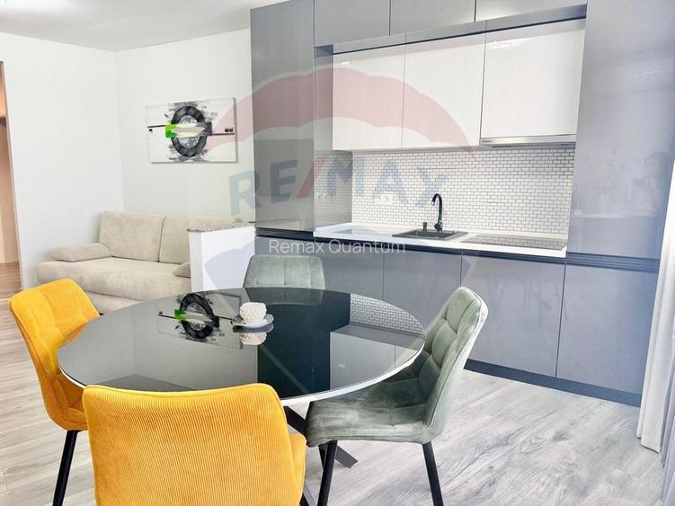 De închiriat apartament cu 3 camere , Zona Oncea - 2