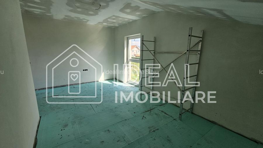 Casa Individuala Moderna cu 5 camere si 668 mpu curte, in Cristian - 12