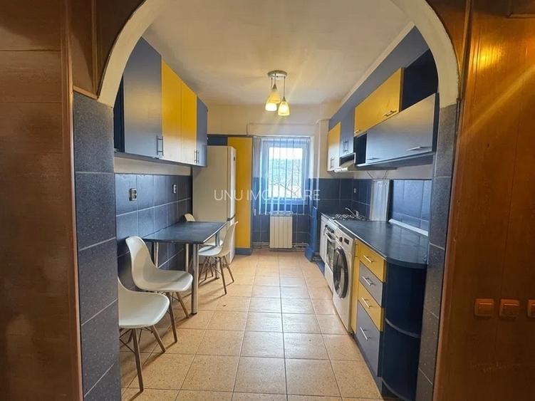 Apartament 3 camere -Dacia- - 2