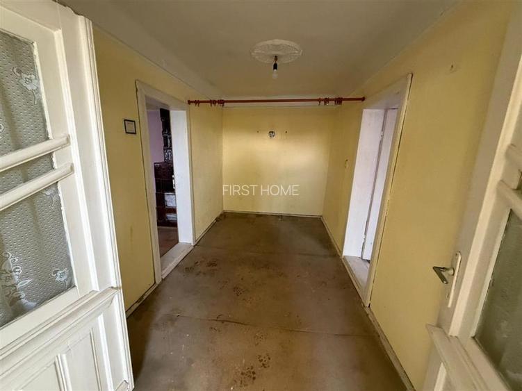 Casa batraneasca de vanzare in Campineanca str Marului nr 8 - 14