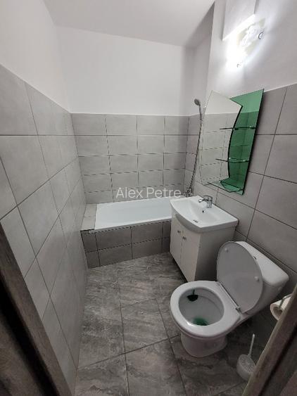 2 Minute Metrou 1 Decembrie Garsoniera 30MP - 3