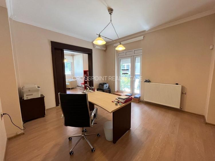 Apartament Interbelic Premium | 3 Camere + Cameră de Serviciu | Calea Victoriei - 7