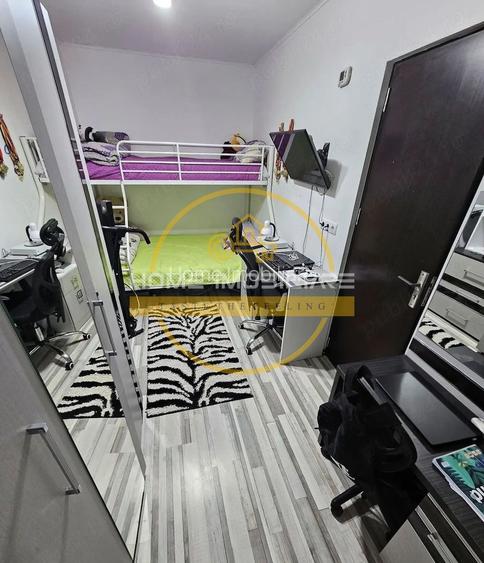 Apartament cu 3 camere / etajul 2 / 54mp/ zona Podu Ros - 2