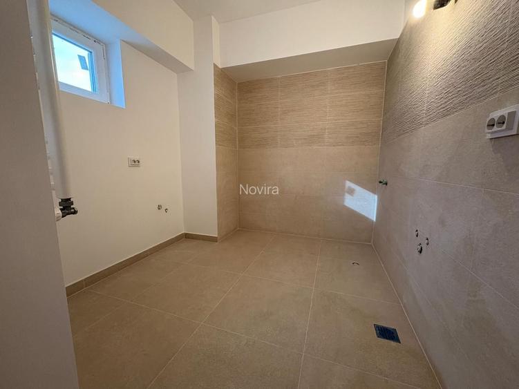 Ultracentral Unirii | 4 Camere Spațios cu Vedere la Parc | Bloc 1989 - 6