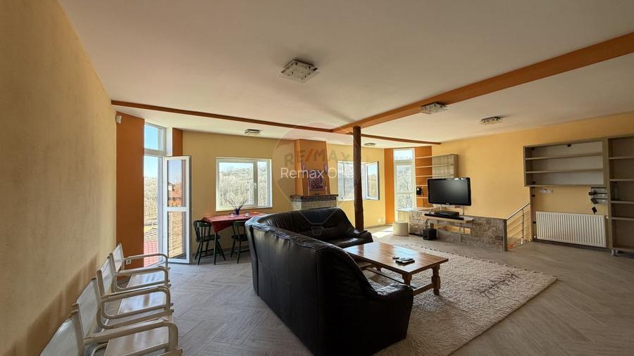 Casă cu vedere spectaculoasă - pentru locuit sau investiție turistică - 5