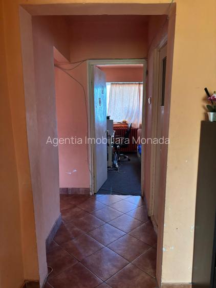 Apartament 3 camere Vanzare | Gorjului (2 minute de metrou) | An 1976 - 12