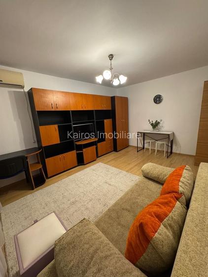2 camere Râul Doamnei etaj 4/10 - 2