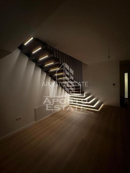 Duplex deosebit cu 4 camere si 2 bai, P + 1, predare la cheie, in Sag - 4