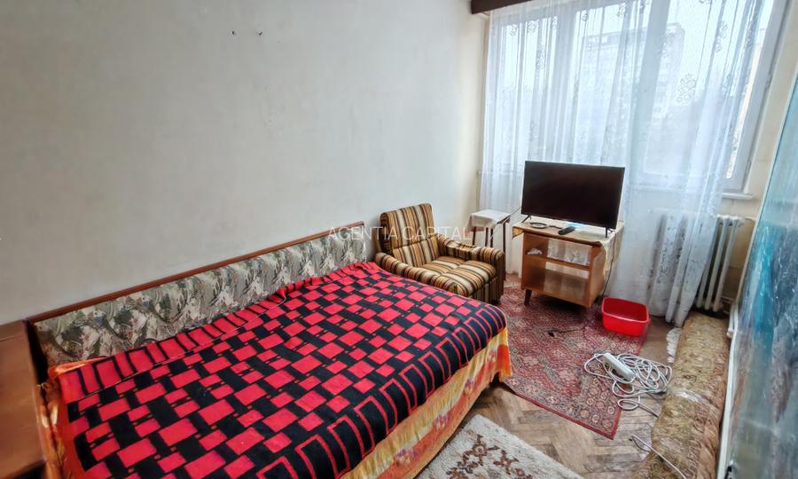 Apartament 3 camere Tiglina II bine pozitionat - 4