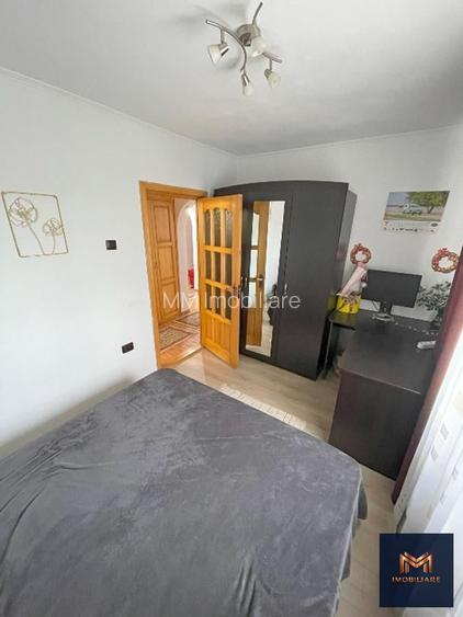 Apartament 3 camere,decomandat,ultimul etaj, zona Primaverii_Capat 1 - 3