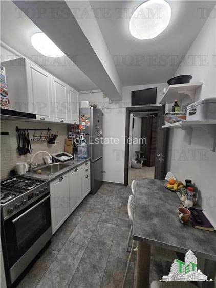 Apartament superb 3 camere Prelungirea Ghencea - 12