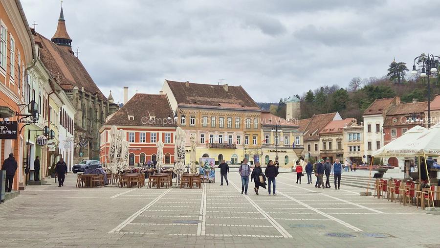 Piața Sfatului, apartament cu 2 camere, termen lung. - 10