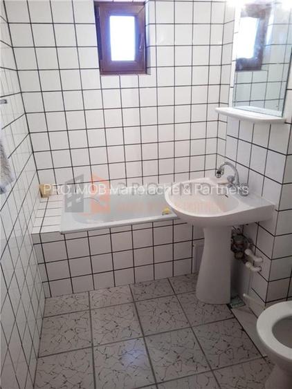 Apartament 3 camere cf 1 semidecomandat zona Crang - 8