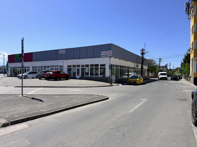 Showroom 300mp Soseaua Alba Iulia langa benzinăria Mol cu vitrina mare - 18