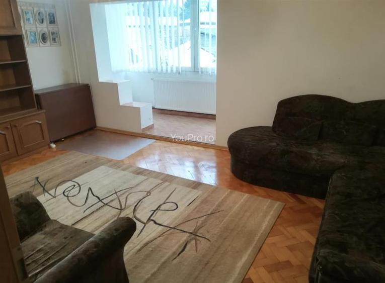 Decomandat 2 camere etaj 1 Zona Spitalul Judetean - 5