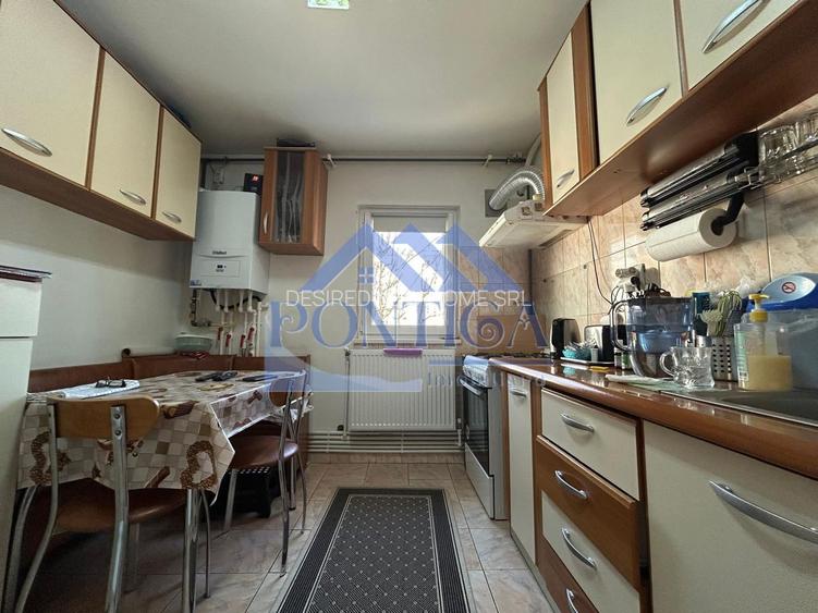 Apartament 4 camere decomandat | Etajul 2| 2 bai | Poarta 6 - 9