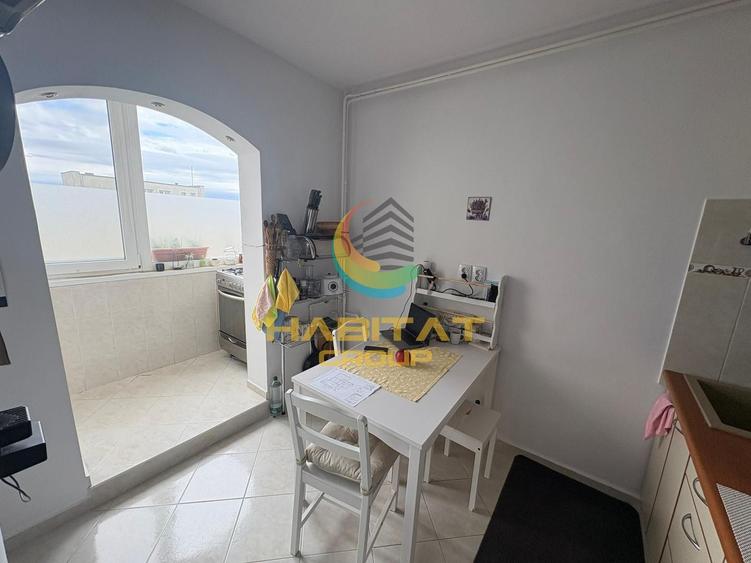 Apartament 3 camere mobilat si utilat - Tei