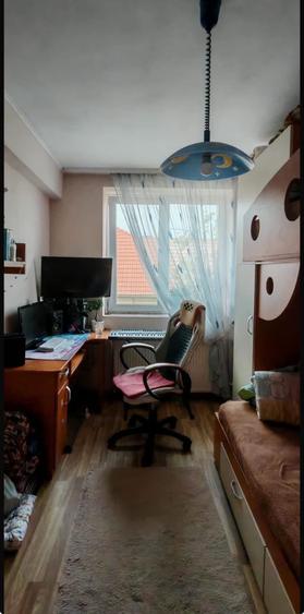 Apartament cu 3 camere, 58 mp utili, Armatei Române, Oradea.