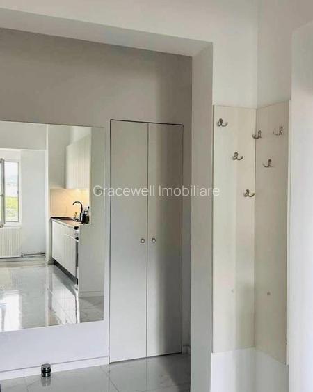Apartament modern ultracentral, 2 camere, loc de parcare inclus, living spatios - 3