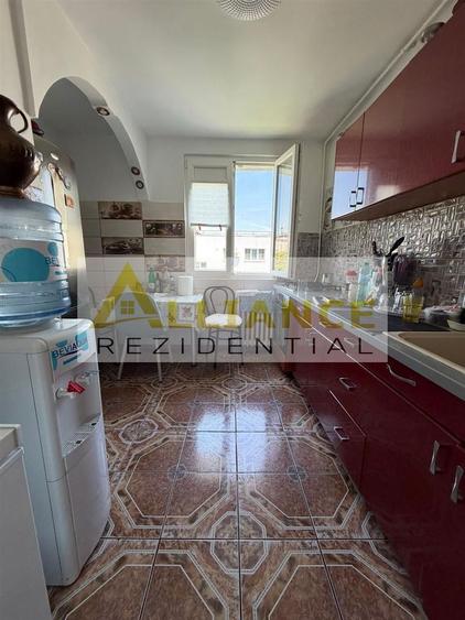 Sector 3 Apartament 4 camere 2 bai 815 mp