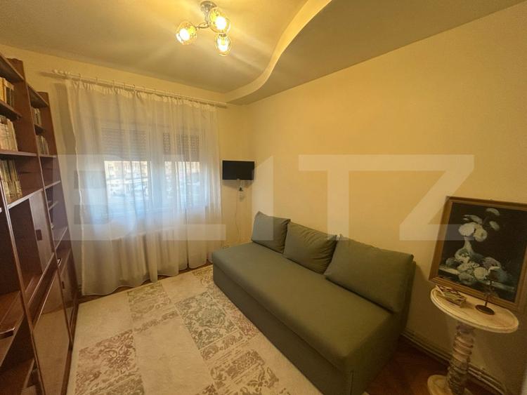 Apartament de inchiriat 3 camere, decomandat, 65 mp, zona Cetate